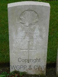 Etaples Military Cemetery - St.  Jean, Jean